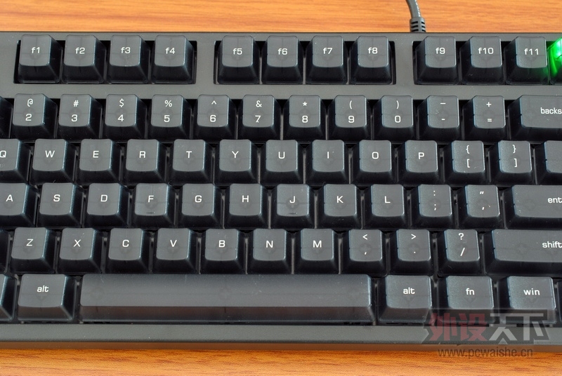 һ������ı�̥��iKBC��͸104��ñ��װ����