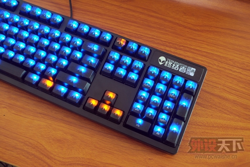 һ������ı�̥��iKBC��͸104��ñ��װ����