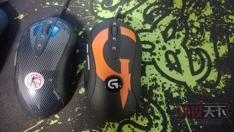 ���ֶ����ͬ��ǵ�MX518. ������ϲ��MX518��ͯЬ
