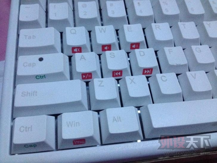 Noppoo-�ɿ�������Choc Mini84 PBT �޳��е���� ��ɫ����������