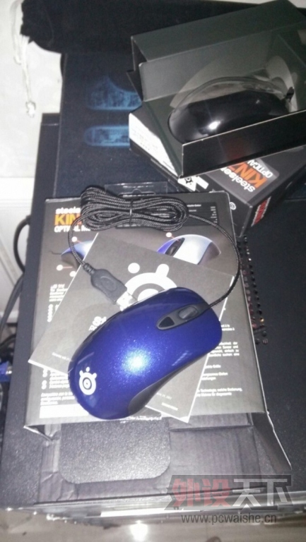 kinzu V2 ��ɫ���֣���һ�����յĸϽţ����������ͼ��