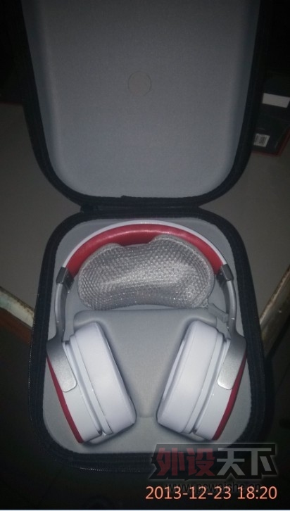 ֻ����240�Ӹ������ⲻӰ��ʹ�õĺ�����K70�����޵ư�,��������Logic3 R300�;���ONE