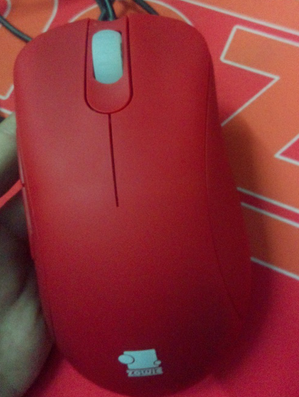 ��ɫ��zowie  ec1 evo