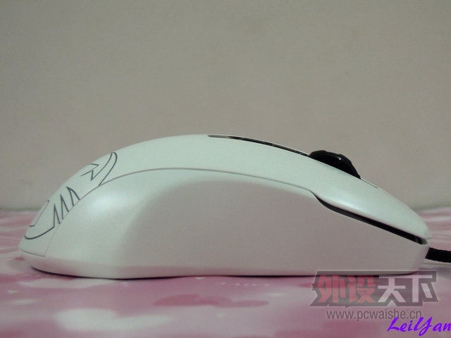 ������ɫ-ROCCAT Kone Pure Color ��Ӱ��