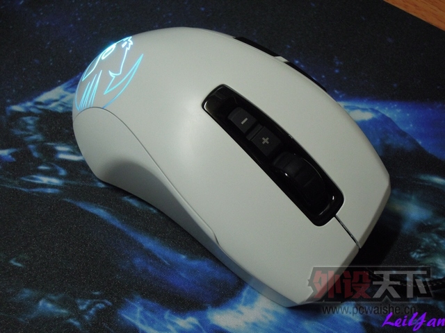 ������ɫ-ROCCAT Kone Pure Color ��Ӱ��