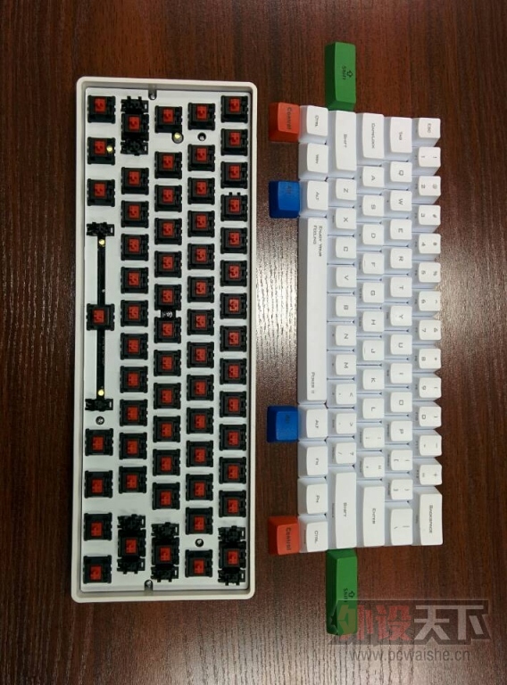 [�Ϻ�]���ʳ�¯��poker2��ɫ��ñ�Ϳǣ������������Ұ׺��ּ�ñ������