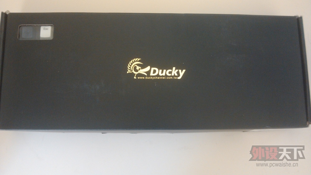 [ȫ��]Ducky ��ɫ͸���ñ260Ԫ��MKC������ñ240Ԫ��