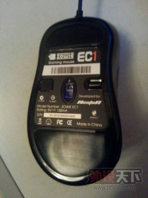 ���EC1