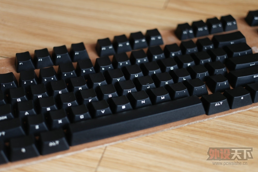 ��λ������ֱ�һ�£�������Ů�����ظ��͡�����