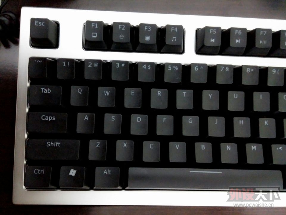 1100��MKC��87AS   �׹�������ɫ���ѳ���