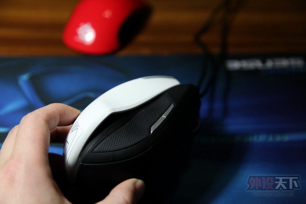 ߿Ƽ&СҸROCCAT KONE PURE COLORԱ