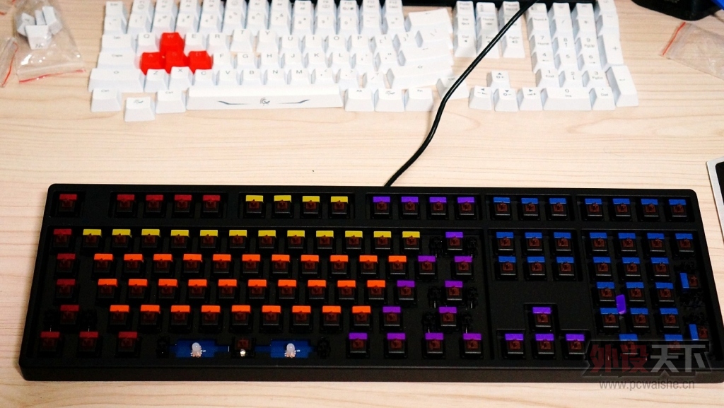 ���ֵĻ�е����֮·����ħ��Ѽ9008S3�ĸ������ڣ�һ��IKBC��͸+����+����+��������ñ