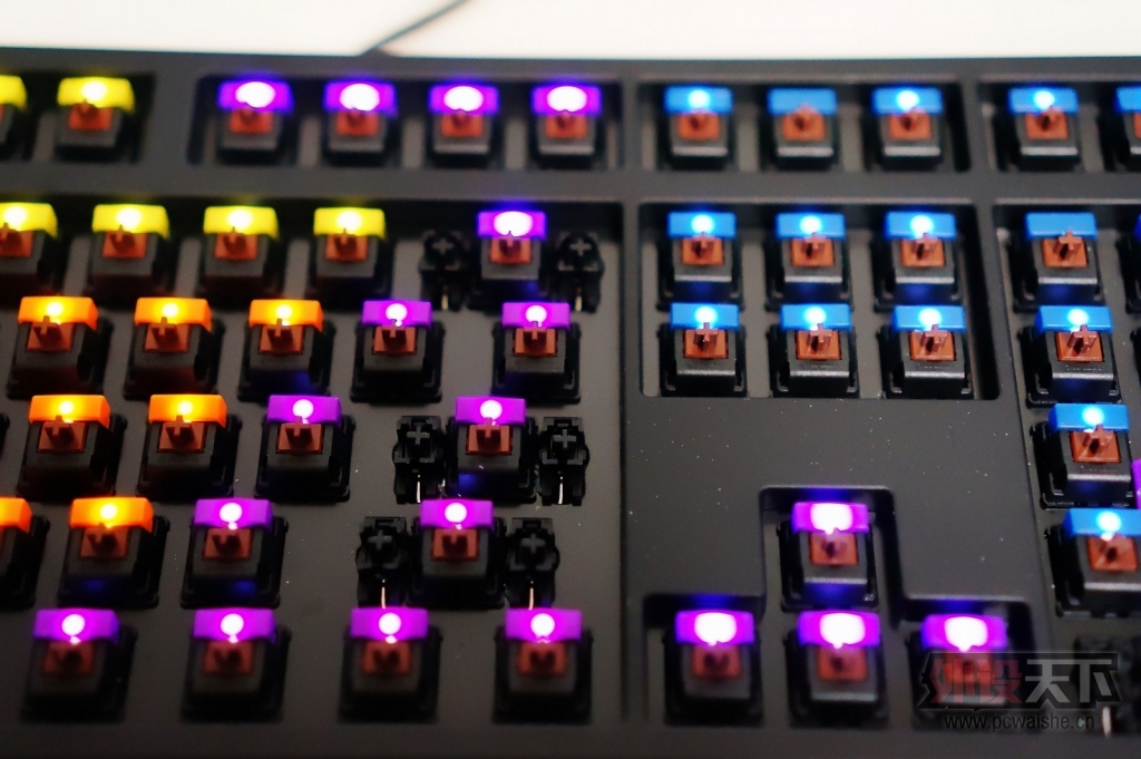 ���ֵĻ�е����֮·����ħ��Ѽ9008S3�ĸ������ڣ�һ��IKBC��͸+����+����+��������ñ