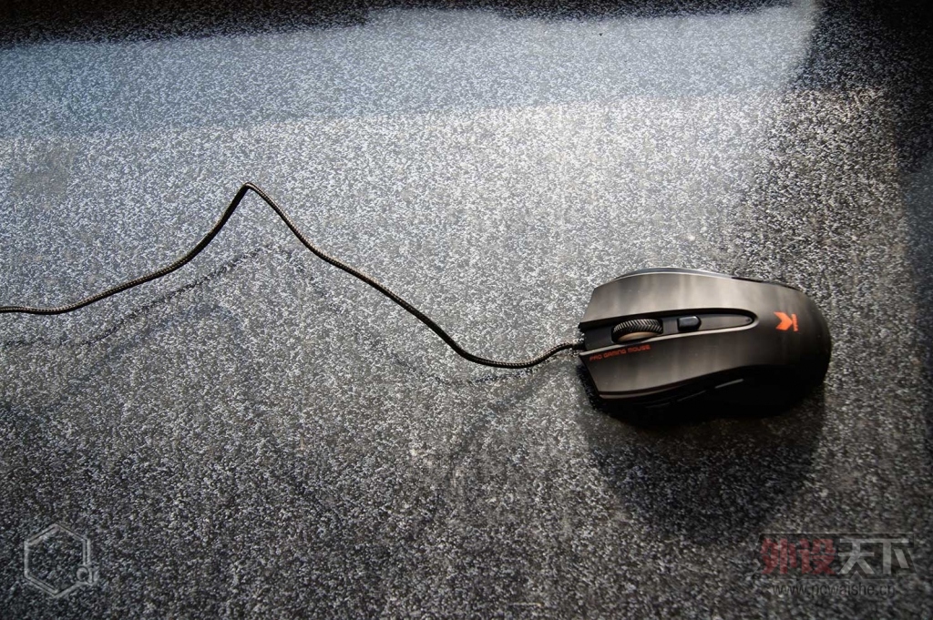 ƽʵ�����ں�--����΢��оƬ��ר��ʤ�����װ�V300��ѧ��Ϸ��꡾СQi������Ӿ�