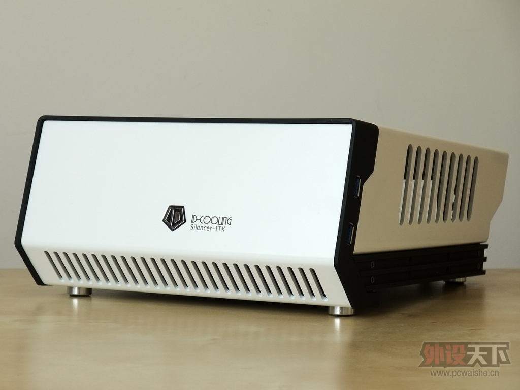 ��ԭ����ID-COOLING Silencer-ITX��������