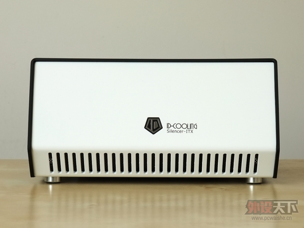 ��ԭ����ID-COOLING Silencer-ITX��������