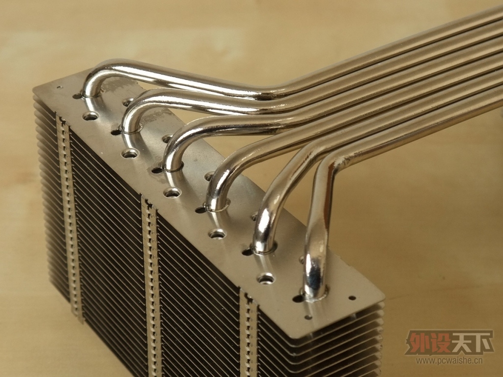 ��ԭ����ID-COOLING Silencer-ITX��������