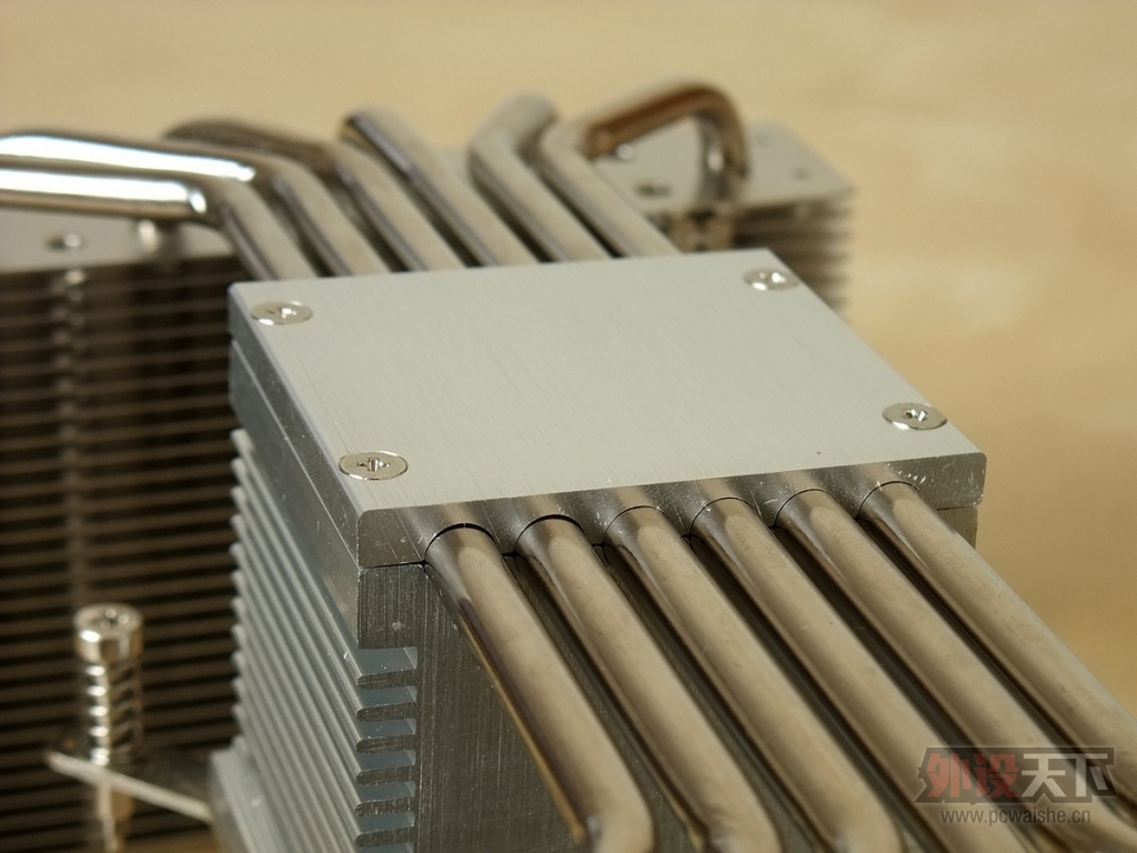 ��ԭ����ID-COOLING Silencer-ITX��������