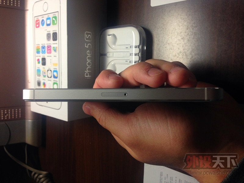 [ѳ\(^o^)/~]ϡװX꣡gunnar  iPhone 9