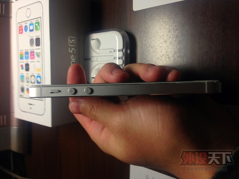 [ѳ\(^o^)/~]ϡװX꣡gunnar  iPhone 9