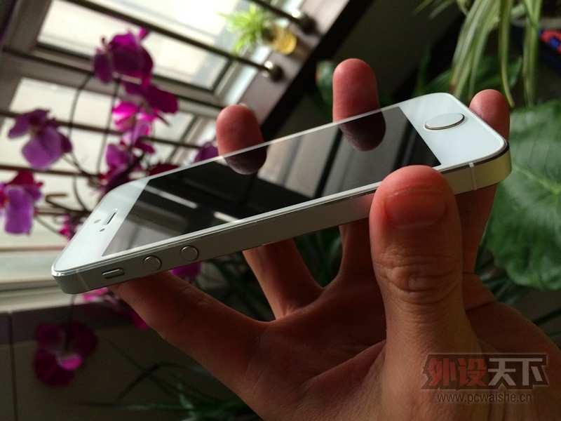 [ѳ\(^o^)/~]ϡװX꣡gunnar  iPhone 9