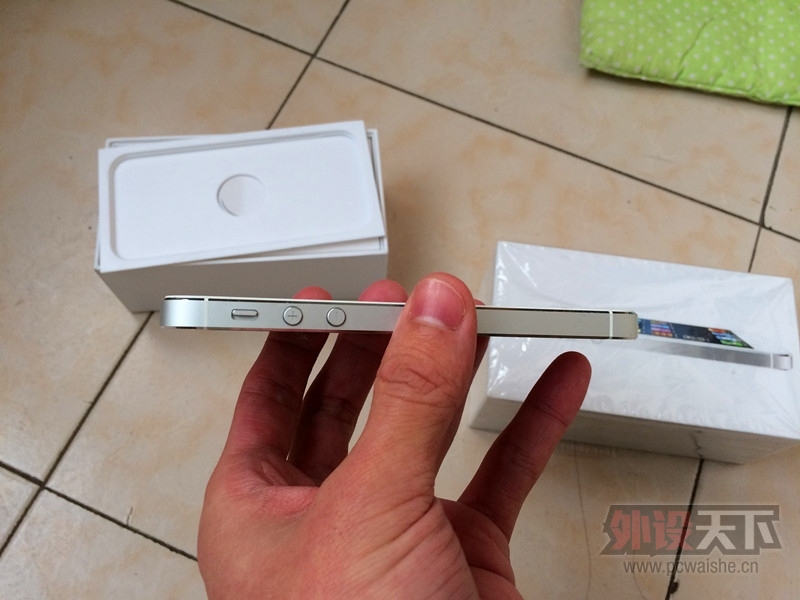 [ѳ\(^o^)/~]ϡװX꣡gunnar  iPhone 9