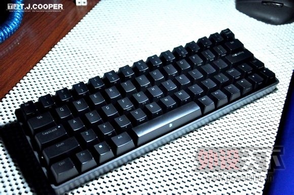 �����ۡ�KBT��̸�� KBTalking Pure PRO 60% LED ��ɫABS �ư� ��е����