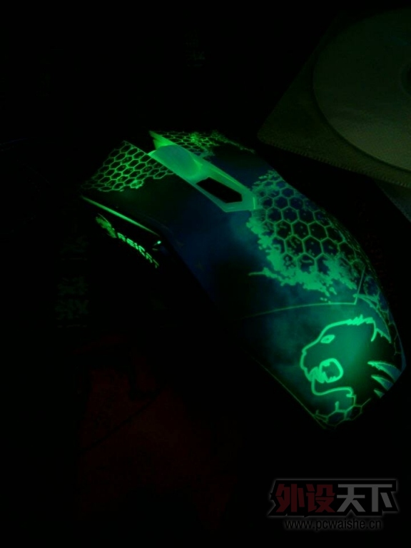 �Ϻ�           �׿���׷�� s60
