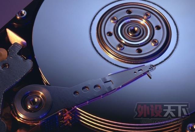 ��֥��˾�Ƴ��׿�5TB������еӲ��MG04ϵ��