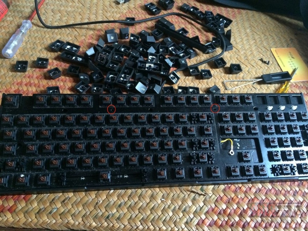 С�� IKBC F-104 ���޾���