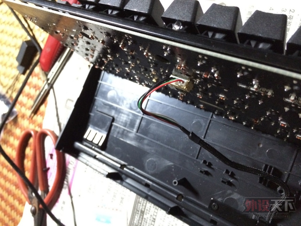 С�� IKBC F-104 ���޾���