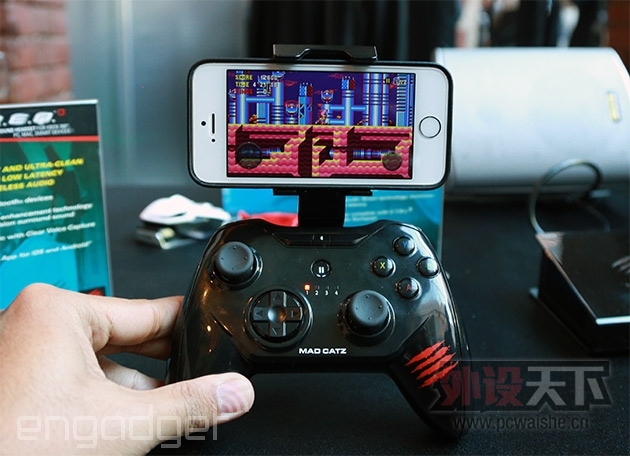 Mad Catz C.T.R.L.i iOS 7 ��Ϸ�ֱ���վ�����棬���� Xbox �ķ��