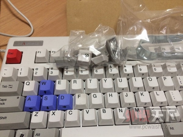 [����]Realforce 87U ������ ��ɫ 99�� �ѳ�