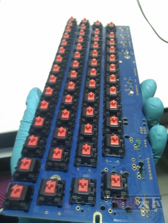 ������ɫ��GH60��ѡ����������ܺ��ڴ�