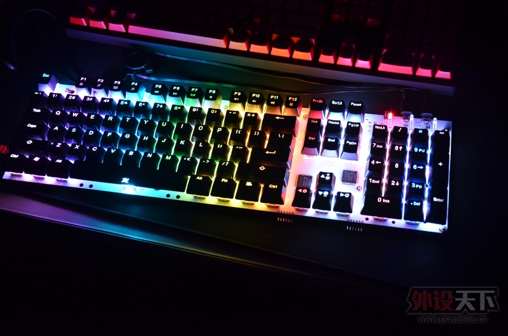 ���ײ⡻����RGB ���̳���