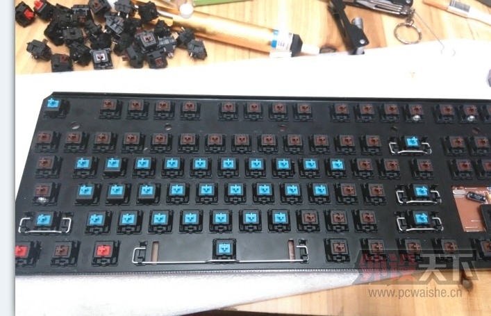 ����87�����
