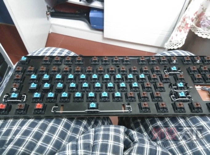 ����87�����