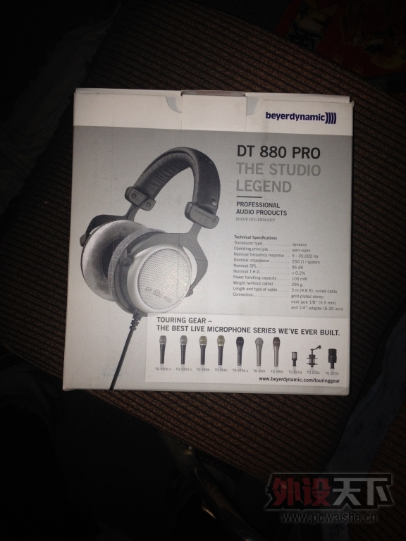 ���Ϻ���ȫ�� ���Ƕ��� DT880 PRO ͷ������