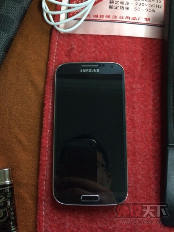 [����]95��ȫ�״�Ʊ ����S4 ����I9502˫����32g��2900��Ԫ