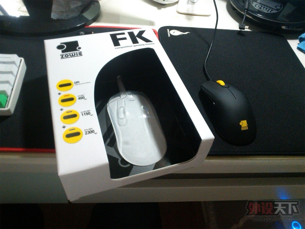 �ݳ�    ���Ĵ���zowie FK  9.5���½��ϵ� 240����