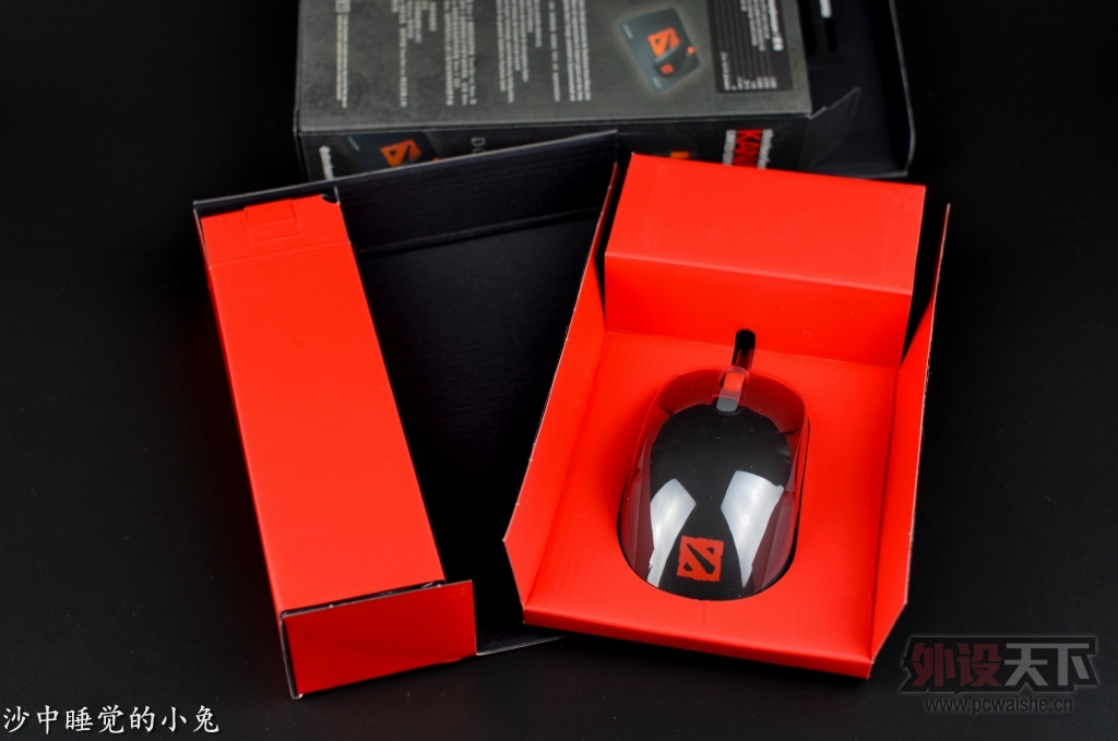 ���DOTA2��ߴ���KANA�����װ���䣬�ڸ���ͼɳ�ž�֮������ʥ�ڵ���
