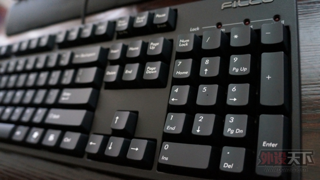 [�ɶ�]��9.5��FILCO104ʥ�ֶ�����ɫ������̣����У��ѳ�
