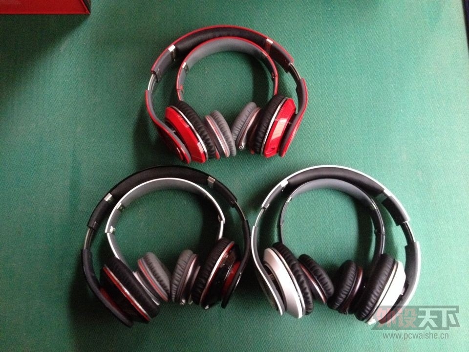 �����ݡ�beats��Ʒ��ɫsolo hd������壬studio¼��ʦ