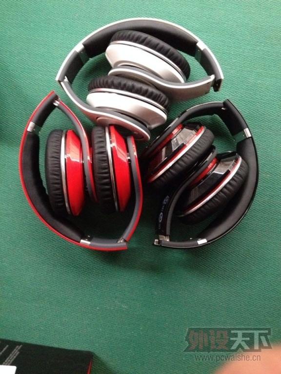 �����ݡ�beats��Ʒ��ɫsolo hd������壬studio¼��ʦ