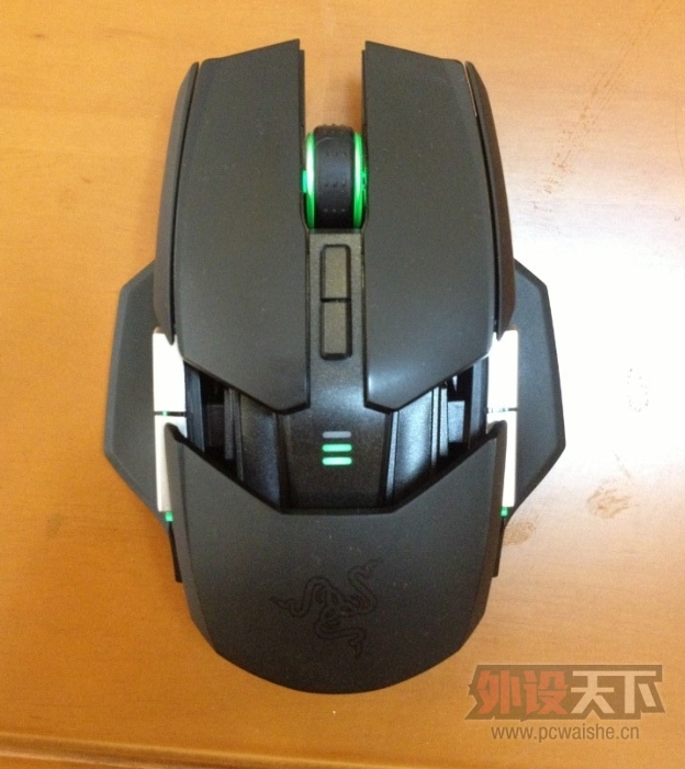 [���/�߼�]�����ա�Razer���޲����� ȫ�� 700����