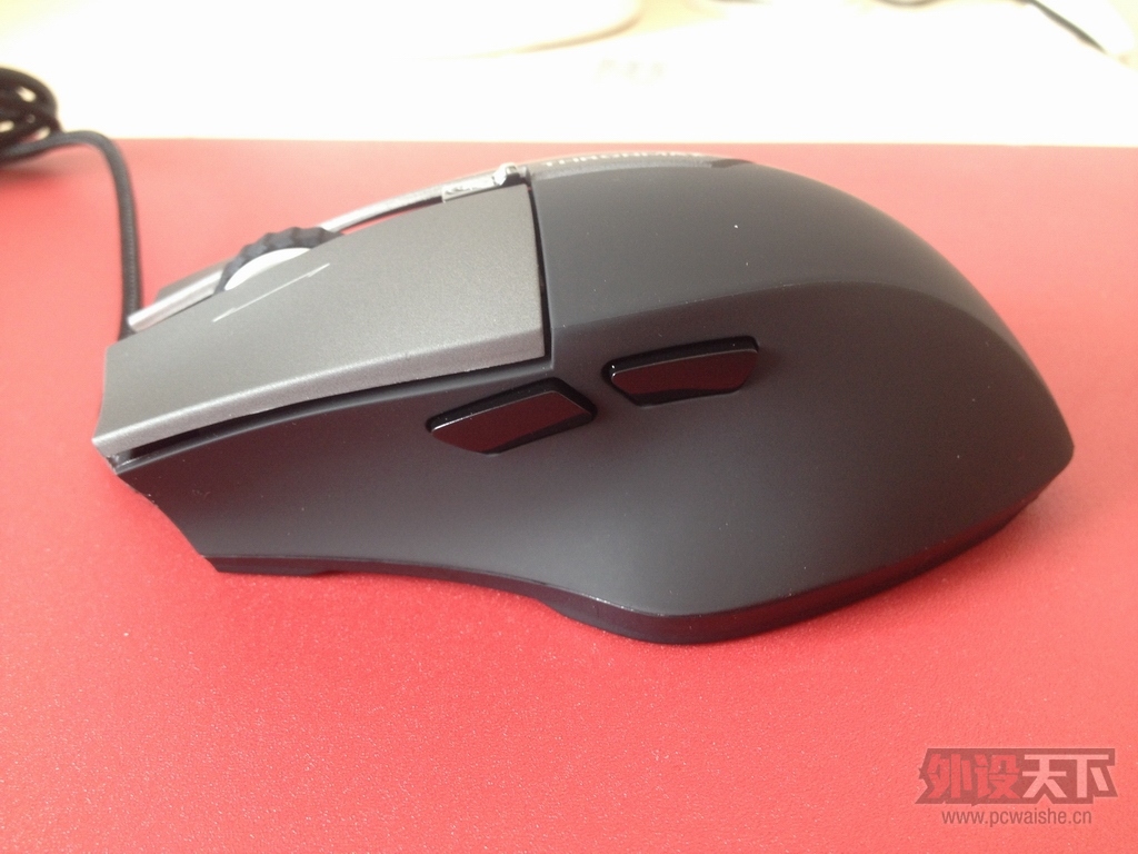 THRONMAX����ͼ��Carbon X1����