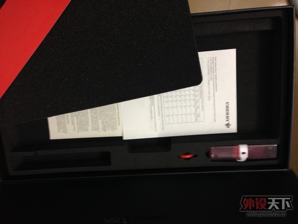 �����ݡ���95��ӣ�� Cherry G80-3000 ��ɫ����
