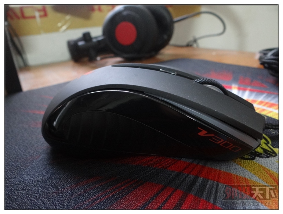 �����¹����ҳ�Ʒ���װ�V300��ʽ�������