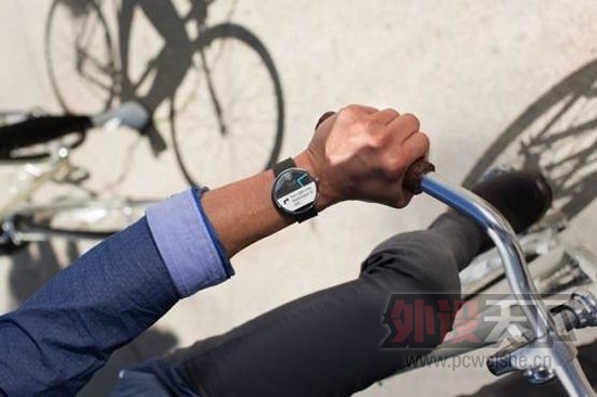 Ħ���������Ƴ�Moto 360�����ֱ� ��������