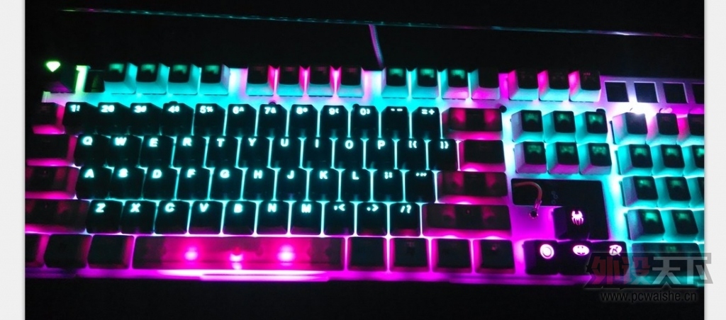 F104ɫᣬװʵ